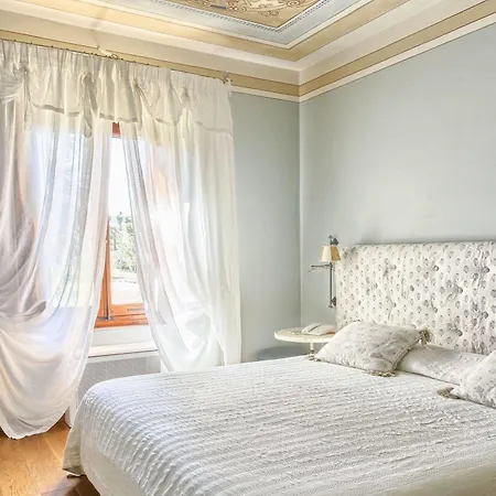 Sestilia לינה וארוחת בוקר 3*