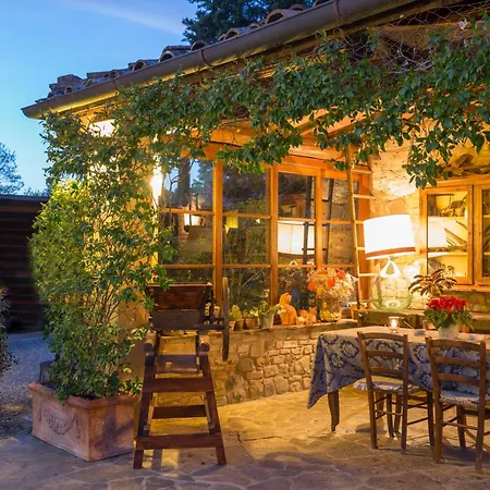 לינה וארוחת בוקר Sestilia 3*