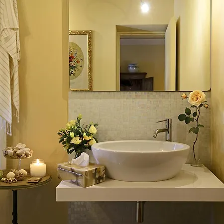 לינה וארוחת בוקר Sestilia 3*